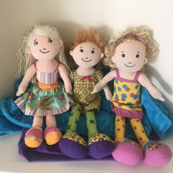 Manhanttan Toy Groovy Girls - Picture 1 of 7